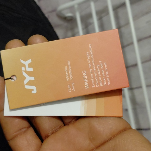 JYK Black Quilted Vest With Battery. - Picture 9 of 9